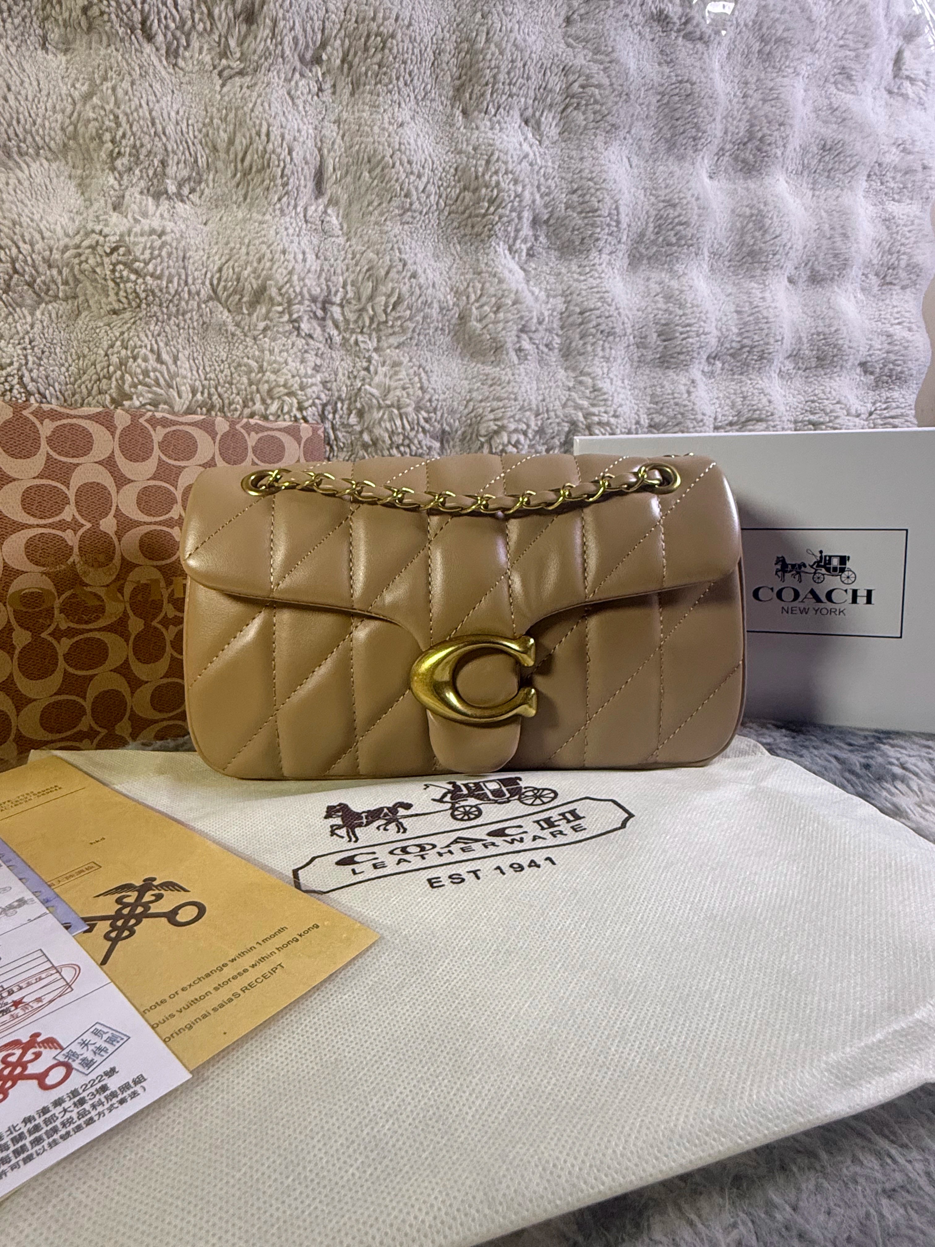 Tabby Shoulder Bag 26 With Pillow Quilting